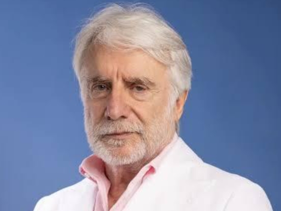 Paolo Crepet e il caso della maestra «stufa di correggere gli errori»: «I genitori smettano di fare i sindacalisti dei loro figli»