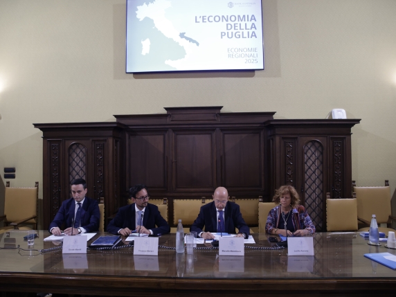 Rapporto Bankitalia, rallenta la crescita economica in Puglia nel 2024, 0,5% del pil. Bene il turismo