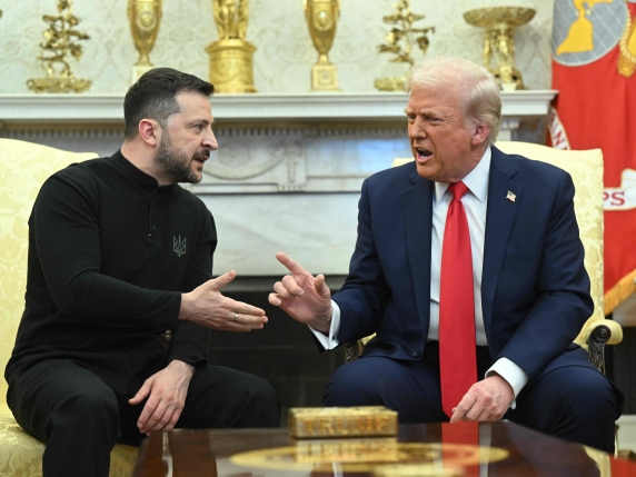 Trump e Zelensky nello Studio Ovale