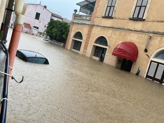 Il maltempo si abbatte sulla Toscana: terza alluvione in sette mesi, esplode la rabbia a Portoferraio