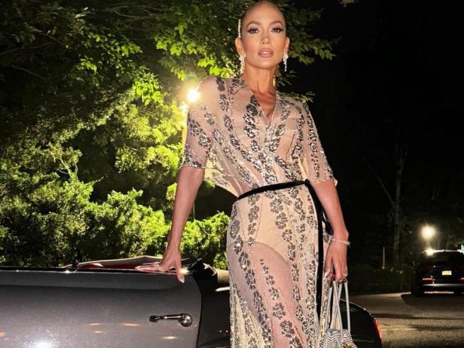 Abito indossato da jennifer lopez top