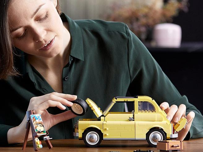 LEGO Ideas Central Perk, Gadget per il 25° Anniversario della Serie TV  Friends