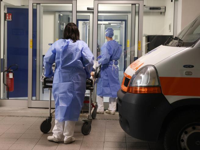 Serve un commissario straordinario per l'emergenza pronto soccorso»