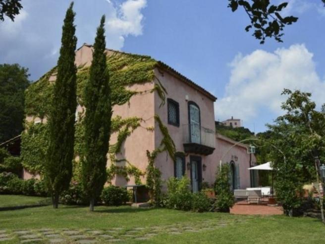 In vendita la villa dove Verga <br/>scrisse «Storia di una capinera»