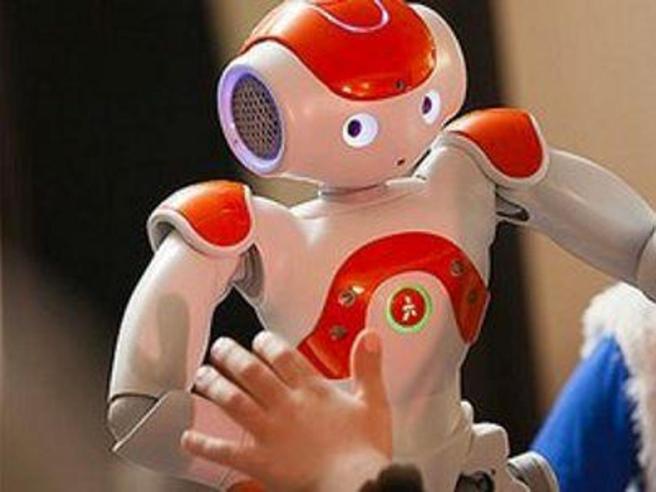 A Triggiano arriva il robot Nao<br/>L'amico dei bimbi contro l'autismo