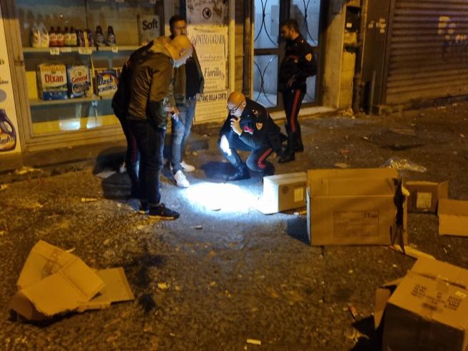 Napoli, colpi di pistola durante la festa scudetto: morto un giovane di 26  anni, ​altre tre persone ferite | Corriere.it