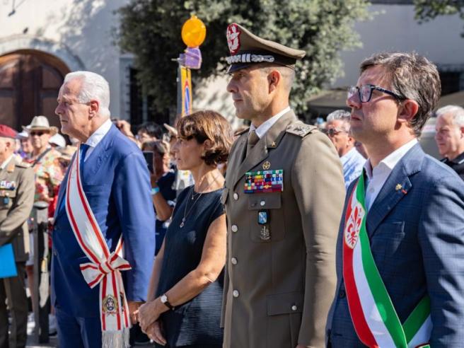 É bufera sul generale Roberto Vannacci: Cari omosessuali, siete anormali  fatevene una ragione! 