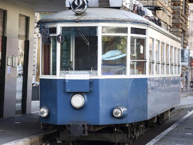 Trieste, la storica linea del tram di Opicina: ritratto di una città