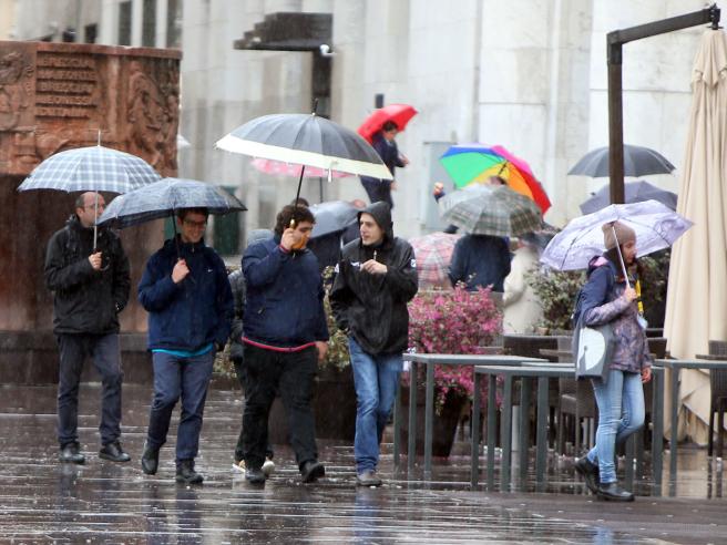 Previsioni meteo Brescia nella morsa della pioggia tutta