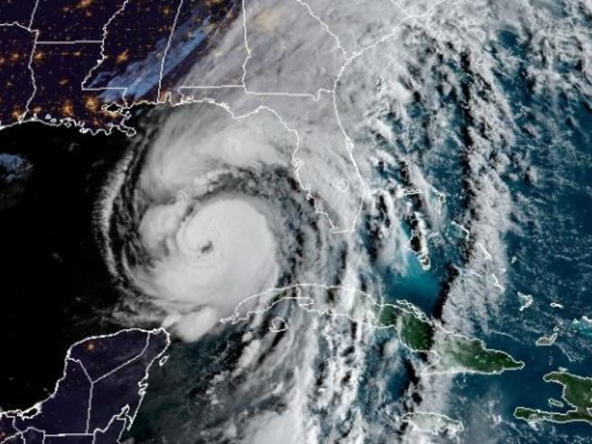 L'uragano Helene ha toccato terra in Florida con una forza di categoria 4