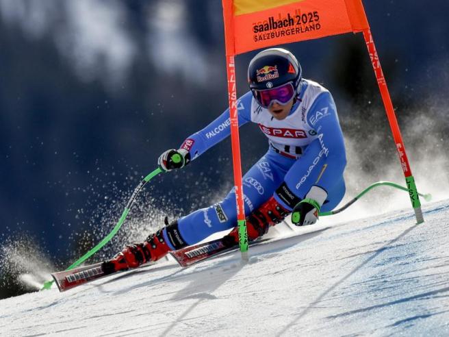 Sofia Goggia, caduta a 120 km/h nella prova di discesa ai Mondiali di  Saalbach: cosa si è fatta e come sta | Corriere.it