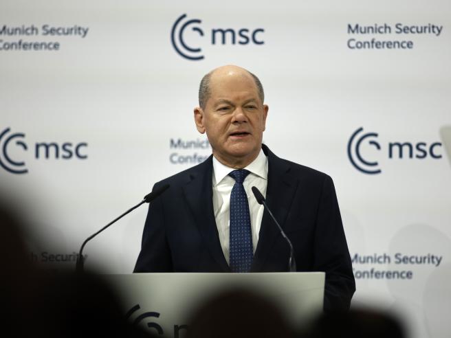 Scholz: «Non accettiamo interventi esterni sulle elezioni in Germania» |  Corriere.it