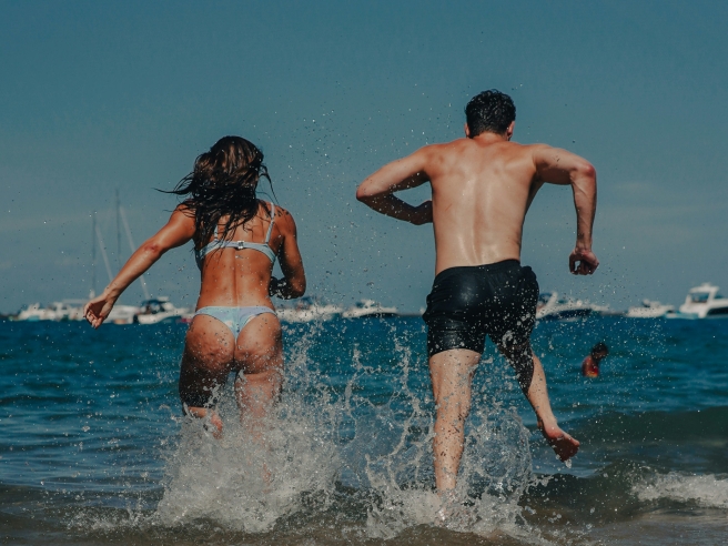 Costumi da bagno, i migliori per lui e per lei in offerta per l'Amazon  Prime Day - La Scelta Giusta | Corriere.it