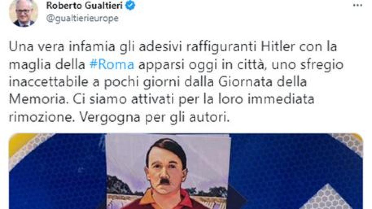 Hitler con la maglia della Roma: la vergogna degli adesivi apparsi nella  Capitale