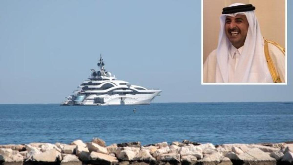 Lo yacht di Al Thani, emiro del Qatar e proprietario del Psg