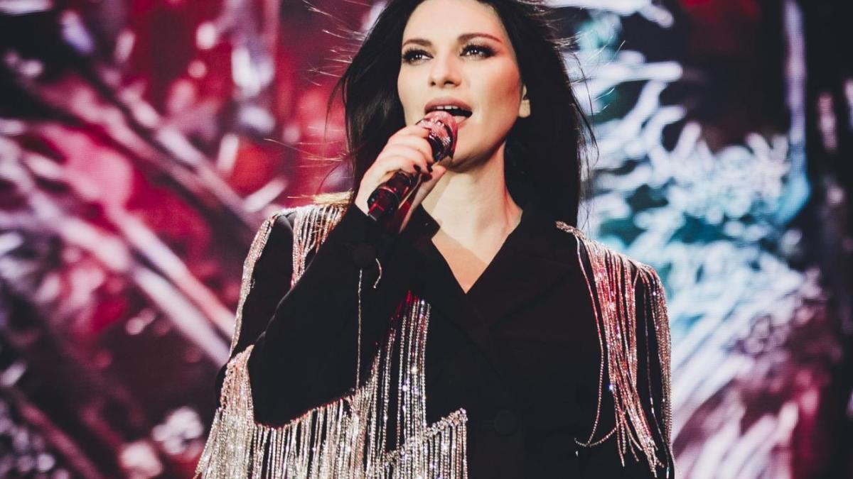 Laura Pausini, due concerti al PalaSele di Eboli 26 e 27 dicembre Corriere.it Laura Pausini, due concerti al PalaSele di Eboli 26 e 27 dicembre Corriere.it