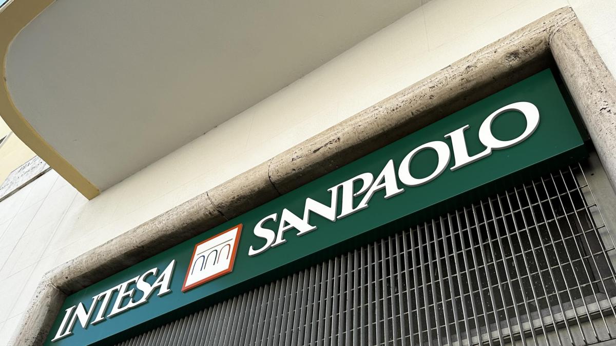 Intesa san paolo tempo reale store