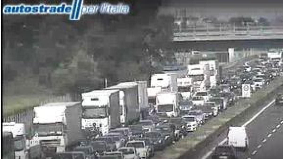 Traffico In A4, Incidente Risolto. In Mattinata Coda Di 5 Chilometri ...