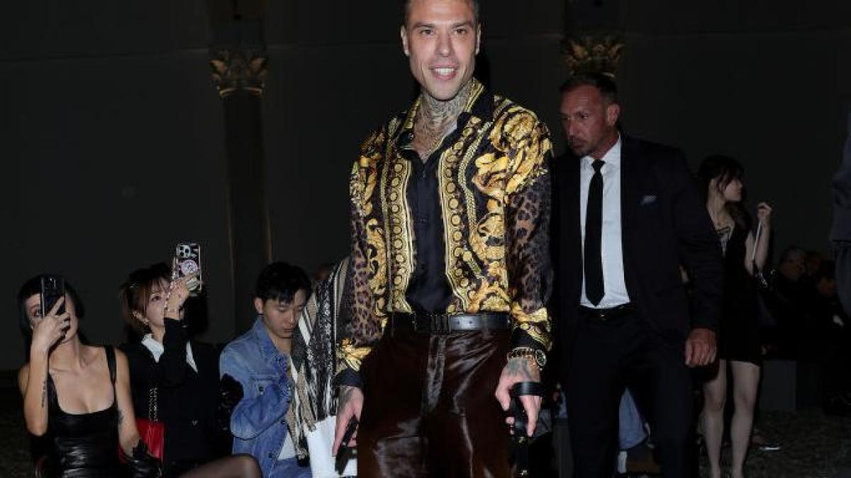 Camicia versace fedez hotsell