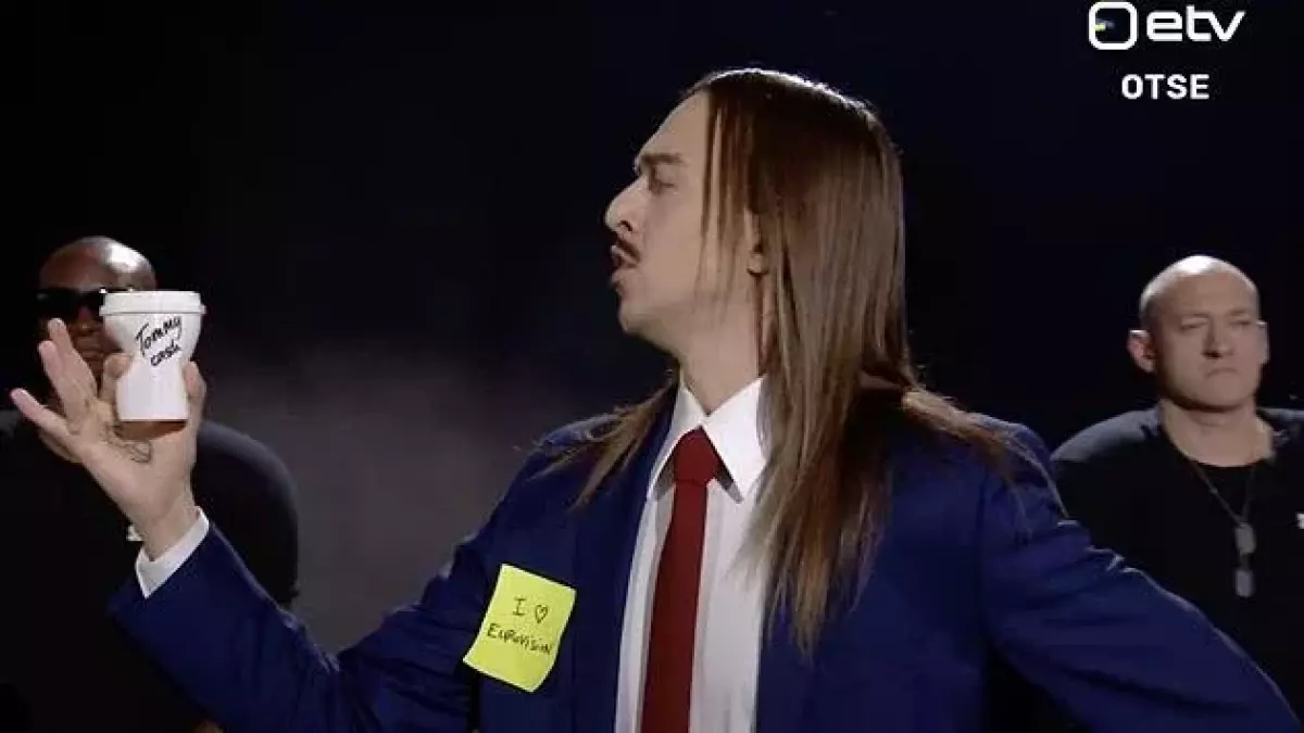 Eurovision, l'Estonia manda Tommy Cash con una canzone sugli stereotipi italiani (cantata in italiano)