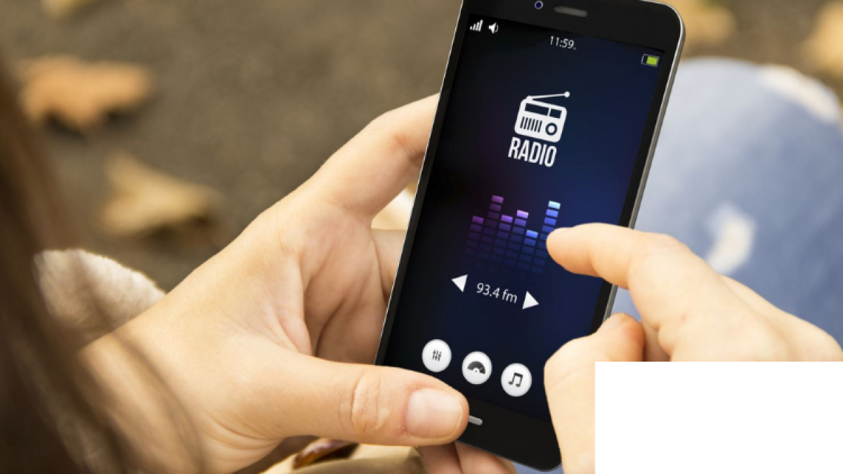 Addio alla radio FM addio sugli smartphone: come utilizzarla in