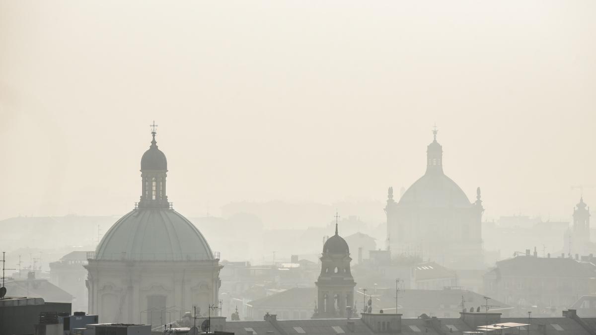 Previsioni Meteo Giovedì 5 Gennaio: A Milano E In Lombardia Nebbia Al ...