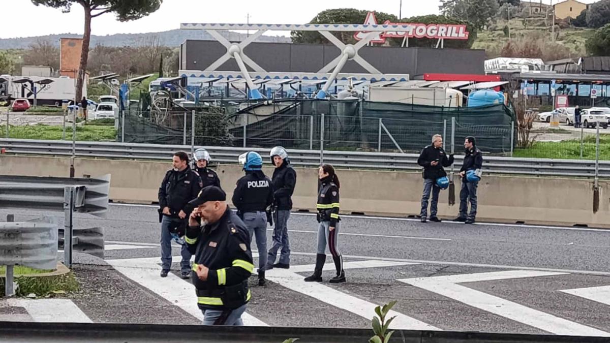 Arezzo, Scontri Tra Tifosi Sulla A1: Il Piano Dei Romanisti Per ...