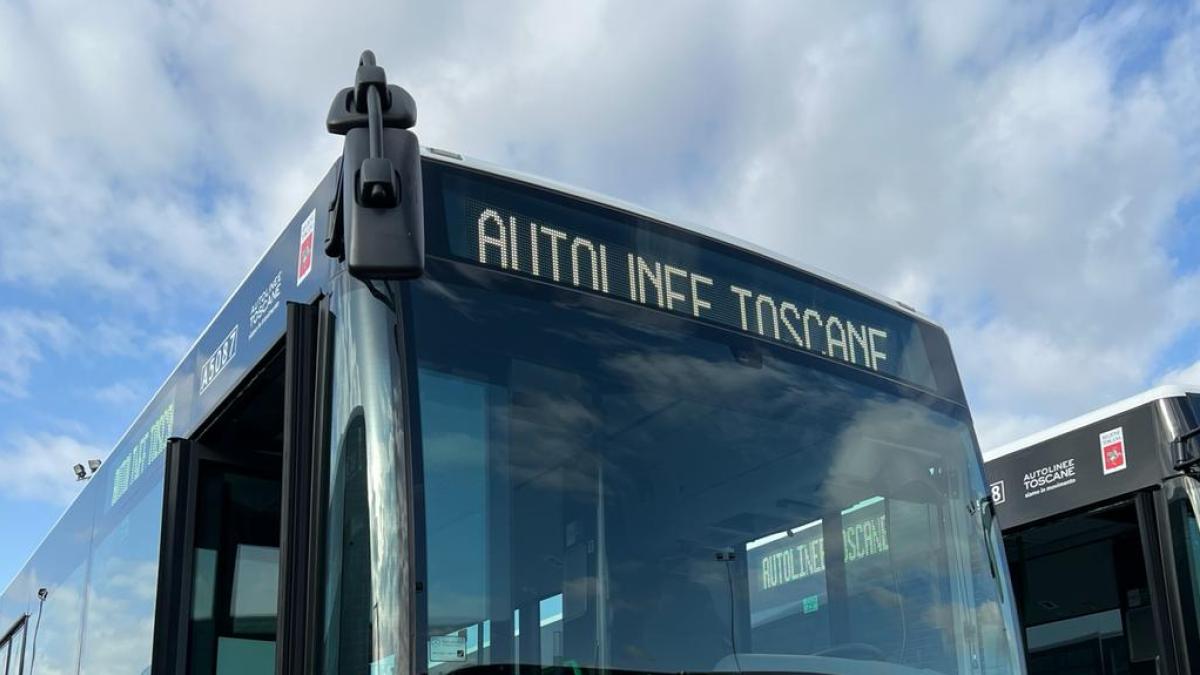 Due aggressioni agli autisti di At in Mugello, uno minaccia: «Ho una pistola, vi ammazzo tutti»