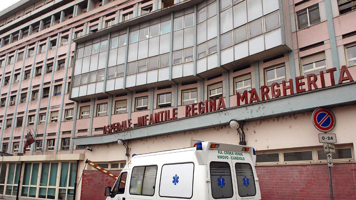 Torino, Regina Margherita pieno bimbi in