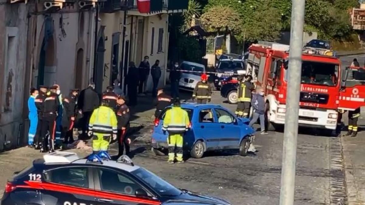 Somma Vesuviana, Incidente All’alba: L’auto Si Ribalta E Muore Un ...