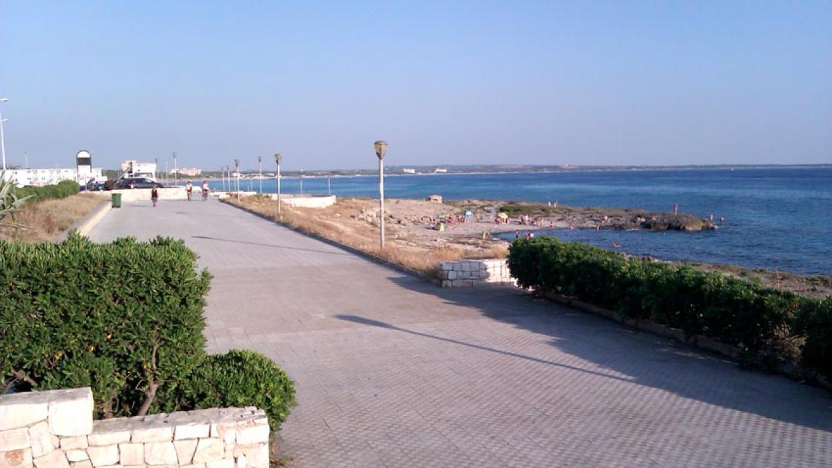 Sesso in spiaggia nel lido di Gallipoli. Performance ripresa in pieno  giorno | Corriere.it