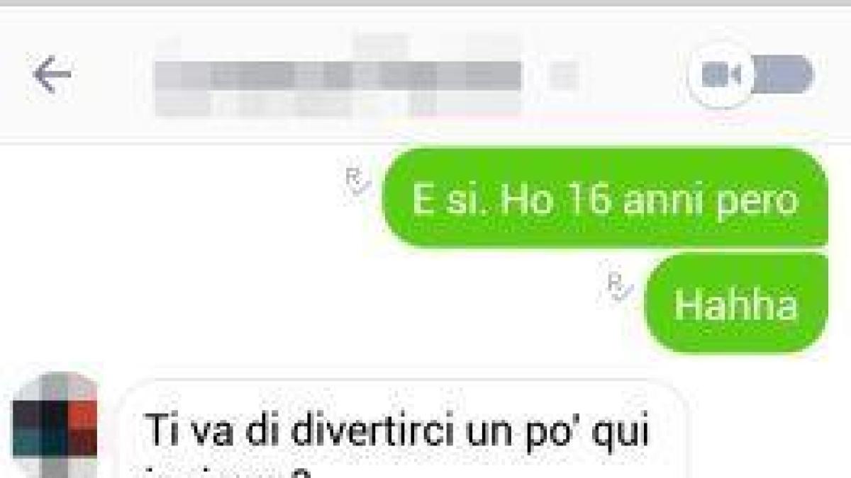 Così le ragazzine della Napoli bene si offrono in chat per buoni da 10 euro  | Corriere.it