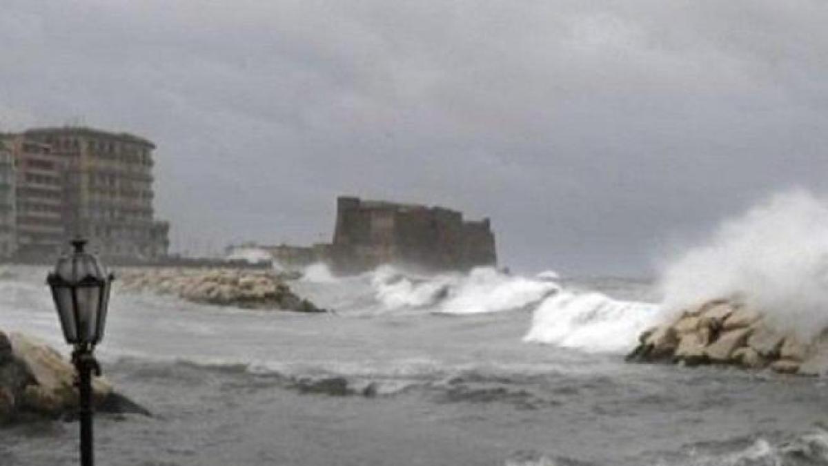 Maltempo In Campania, Allerta Meteo Dalle 21: Temporali E Rischio Frane ...