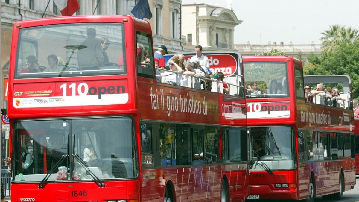 Bus turistici, il Consiglio di Stato: legittimi i rincari per l'ingresso in centro durante il Giubileo. Ribaltata la sentenza del Tar