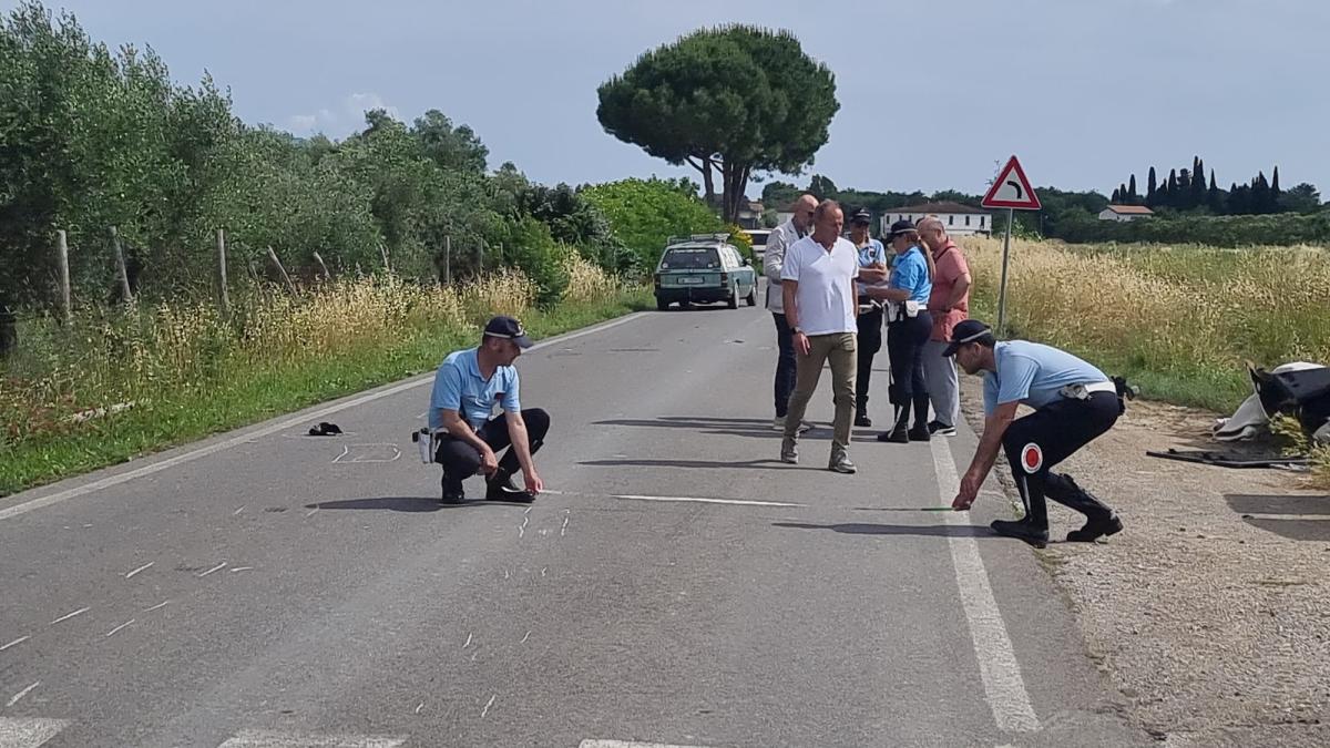 Grosseto Ciclista Muore Investito Da Un Auto Alla Guida Lindagato