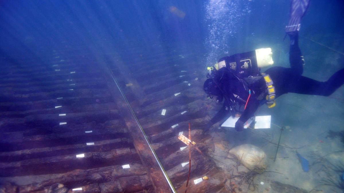 Beni culturali, a Marsala al via il recupero di una nave romana del IV