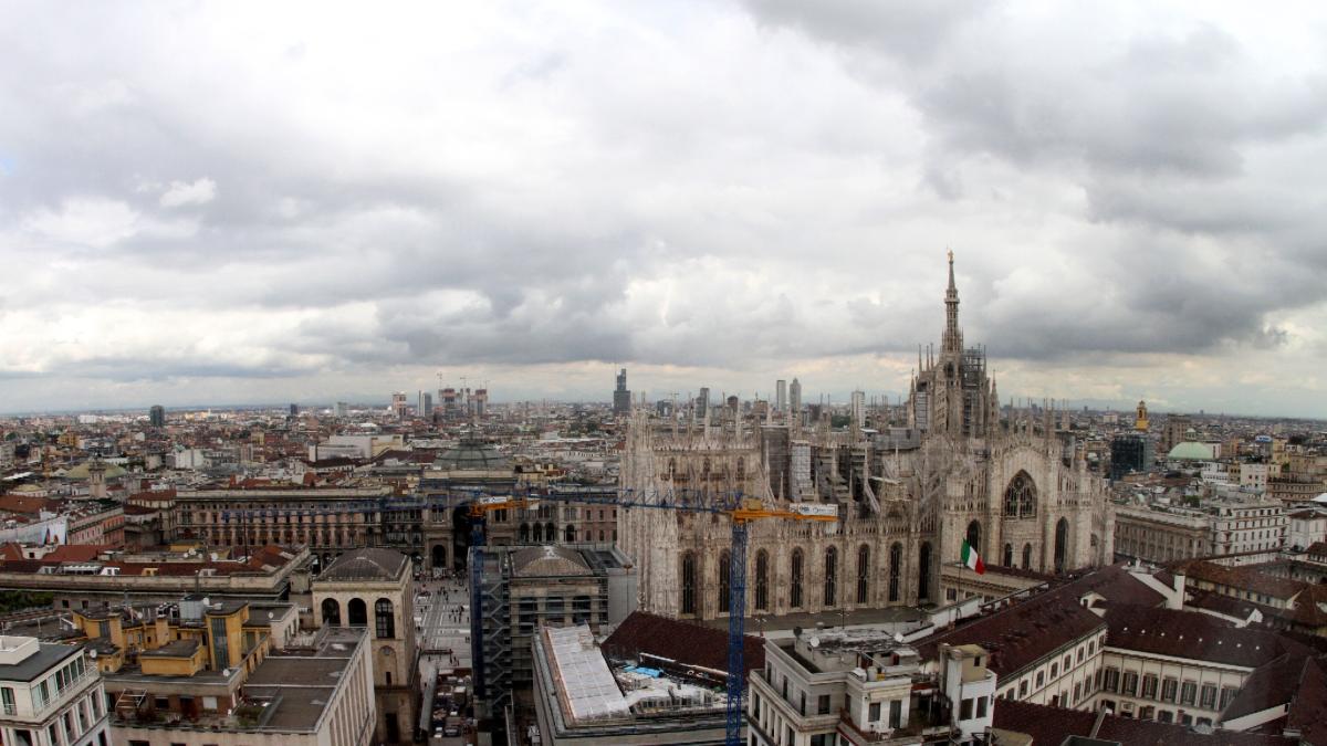 Meteo di lunedì 25 agosto a Milano e in Lombardia: nuvole ma niente pioggia. La pressione risale e martedì è artteso il sole