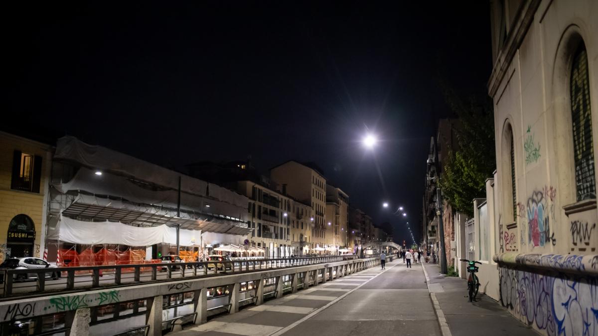 Milano, «drogata E Violentata In Un Locale Sui Navigli»: La Denuncia Di ...