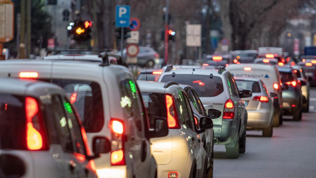 Milano, Ztl del Quadrilatero: dal 12 maggio il via ai due mesi di test da San Babila a Monte Napoleone