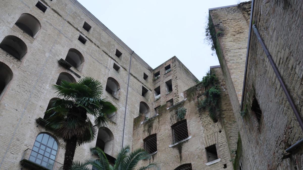 Futuro quotidiano al Rep, così si celebra «Napoli millenaria»