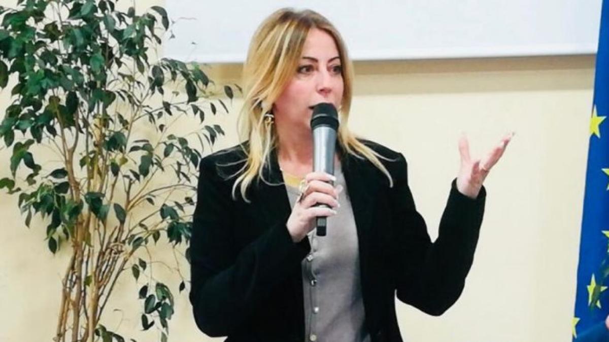 Regionali in Campania, l'assessore Lucia Fortini annuncia: candidata nella lista «A testa alta con De Luca»
