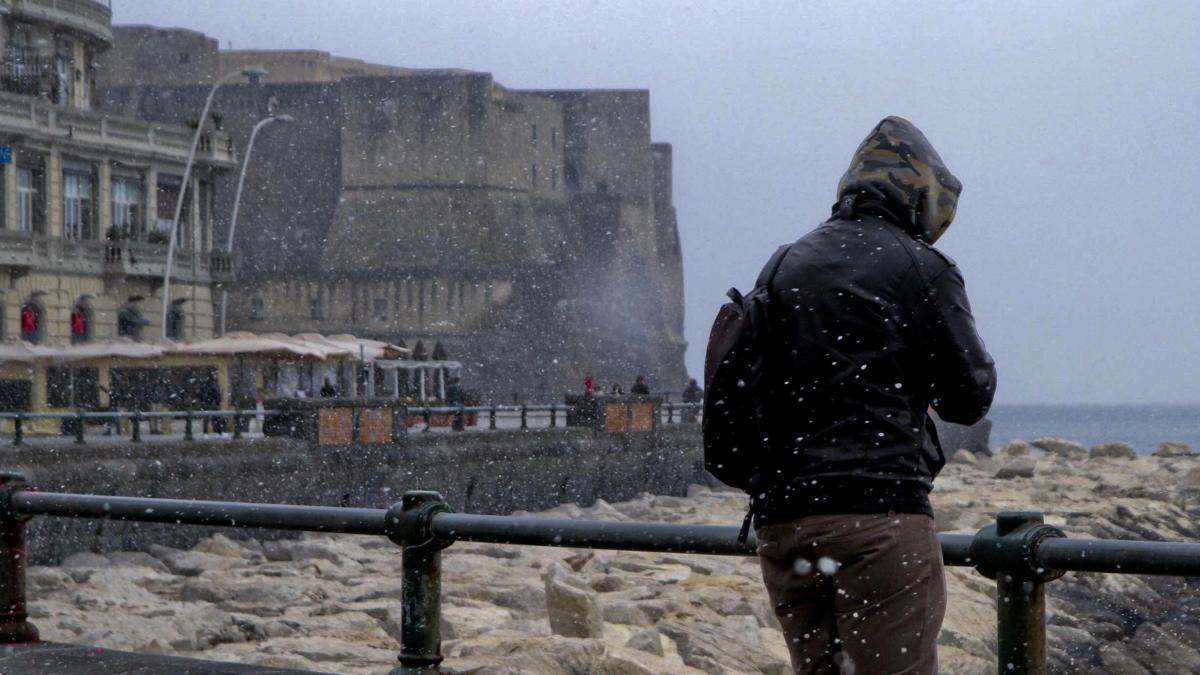 Allerta Meteo Napoli E Campania: In Arrivo Da Stasera Temporali, Vento ...