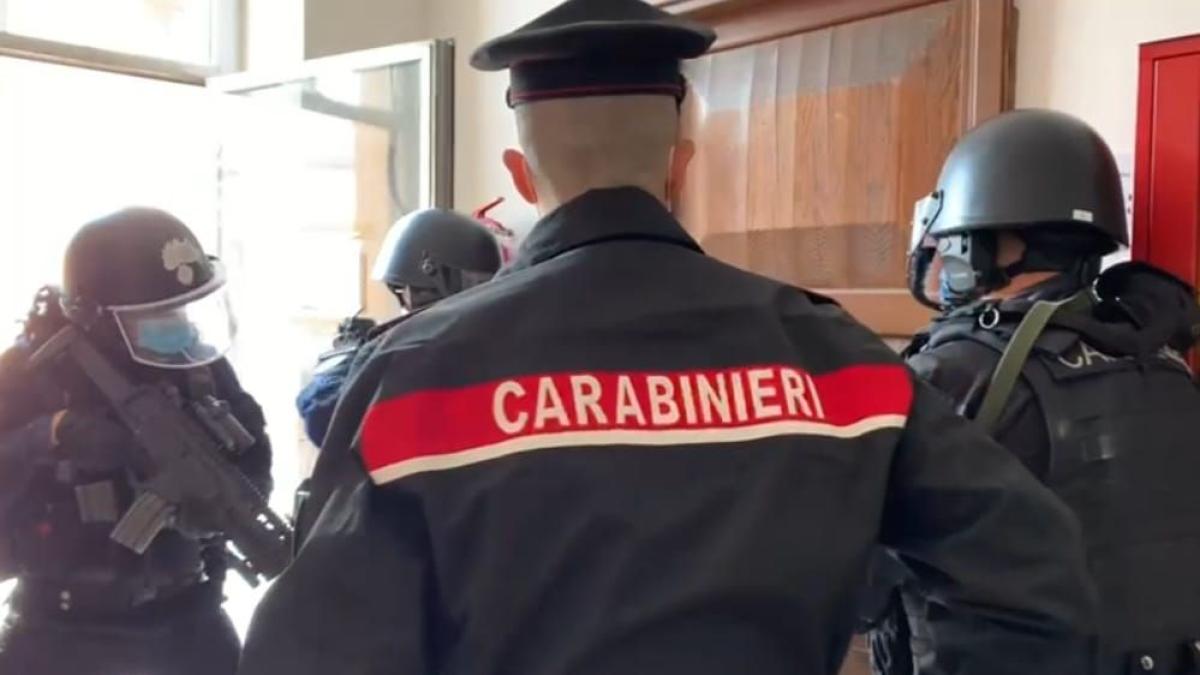 Furto Da 50mila Euro (più Armi) Sul Garda, è Caccia Alla Banda Di Ladri ...