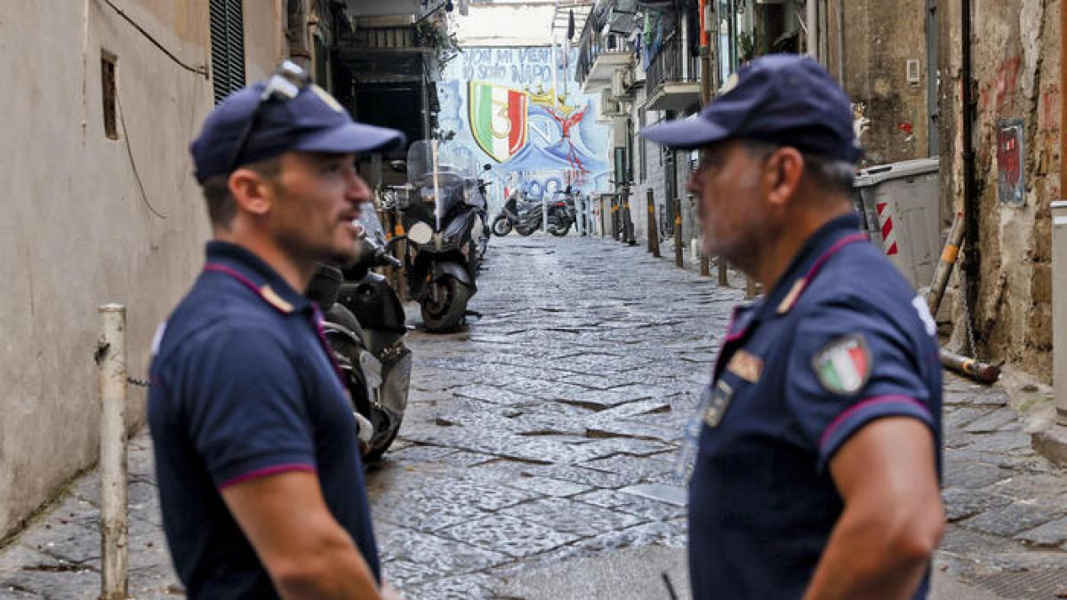 Omicidio Di Pasquale Sesso Al Pallonetto La Polizia Arresta Gennaro Belaeff Fu Un Segnale Del