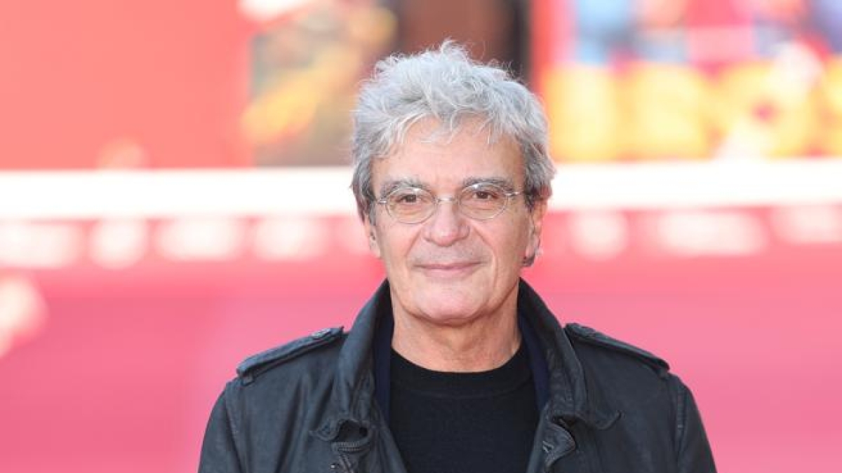 Martone: «Torno a Napoli con il prossimo film. Il San Carlo è in buone mani»