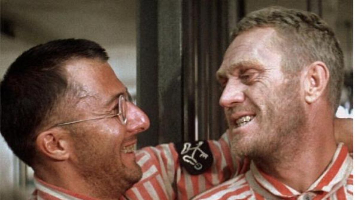 «Papillon» in tv: dove è stato girato, i ripetuti furti sul set, il salto senza controfigura, 10 segreti