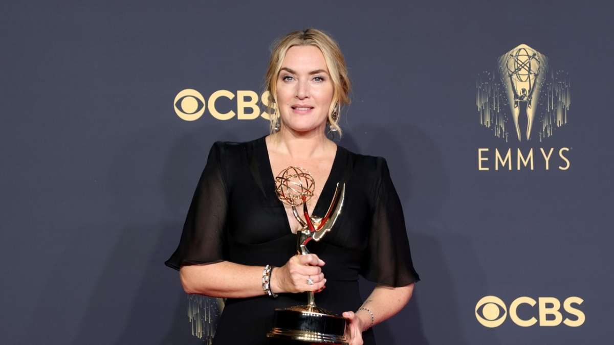 Kate Winslet compie 50 anni: ha lavorato in un negozio di alimentari, è vegetariana, si è sposata tre volte, 7 segreti