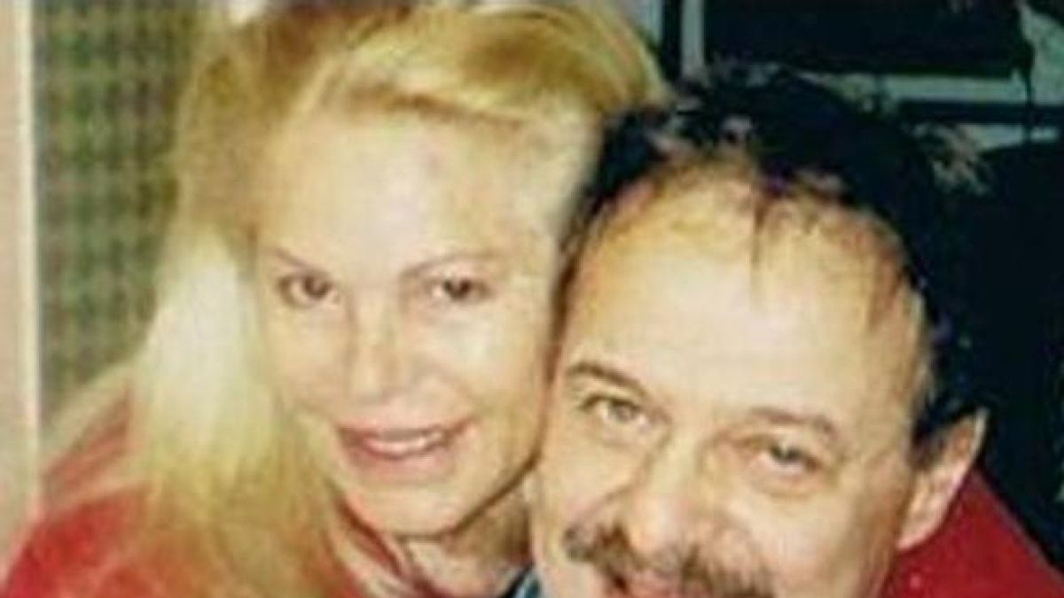 Vallanzasca, l'ex moglie attacca: «Basta sciacalli e falsità su di lui. Falsi amici sfruttano la sua immagine ma lui non può smentire le bugie»