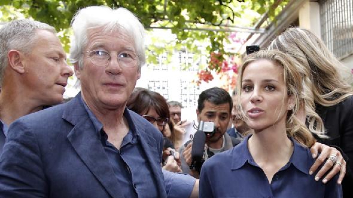 Richard Gere e la moglie Alejandra sostengono il censimento Istat dei senza fissa dimora in Italia