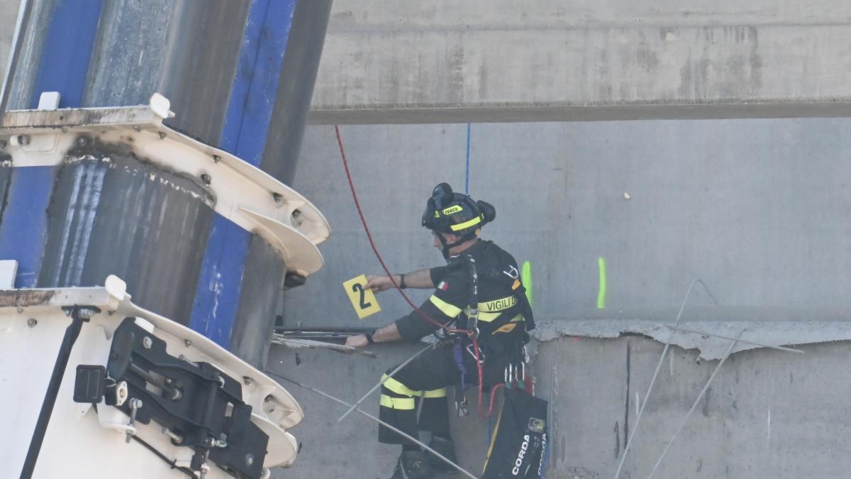 Crollo del cantiere Esselunga a Firenze, tre nuovi indagati. La Procura: «Gravi errori di progettazione per inseguire la massimizzazione del profitto»